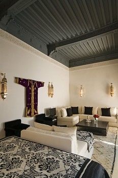 رياض أدور