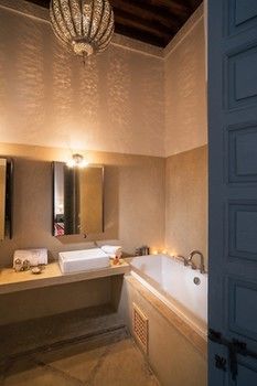 رياض أدور رياد